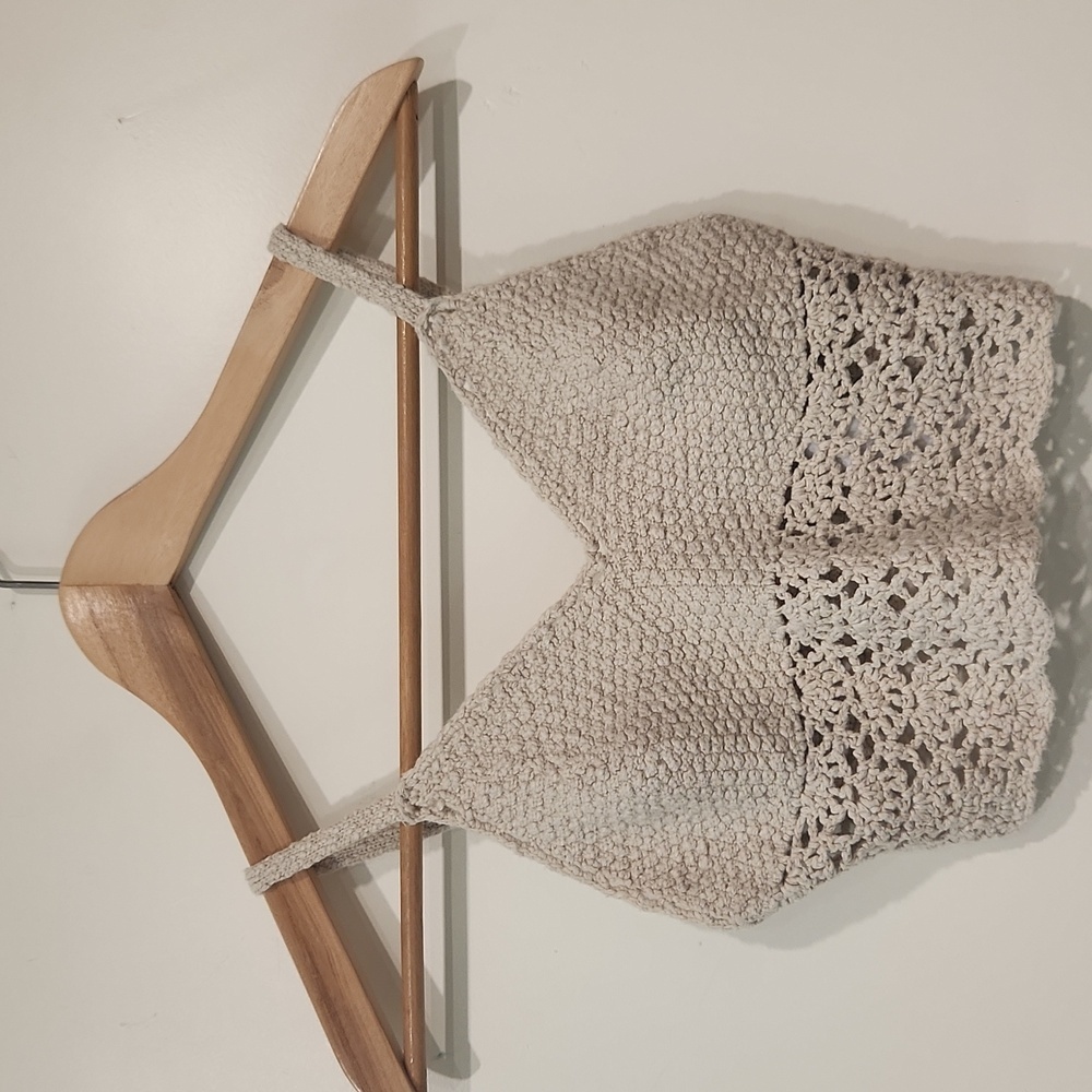 Hollister beige crochet‎ women's